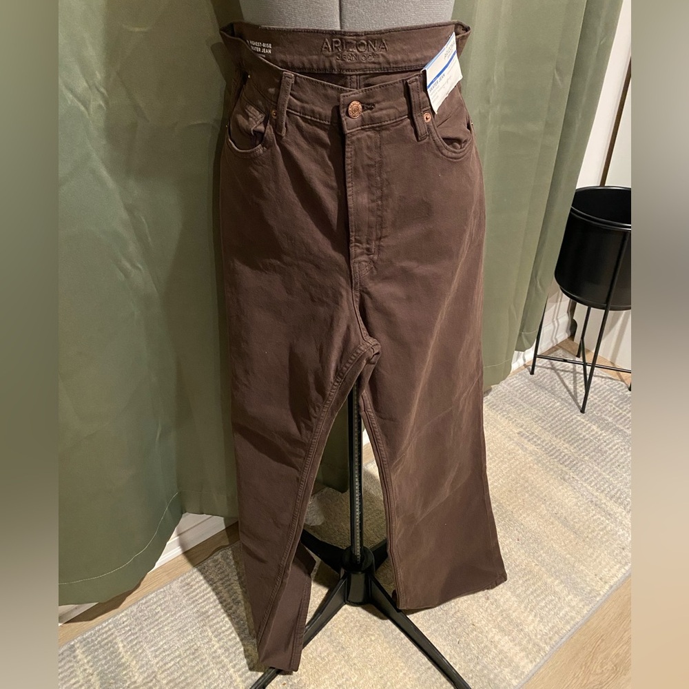 ARIZONA JEANS size 11, Brown Skater Jean